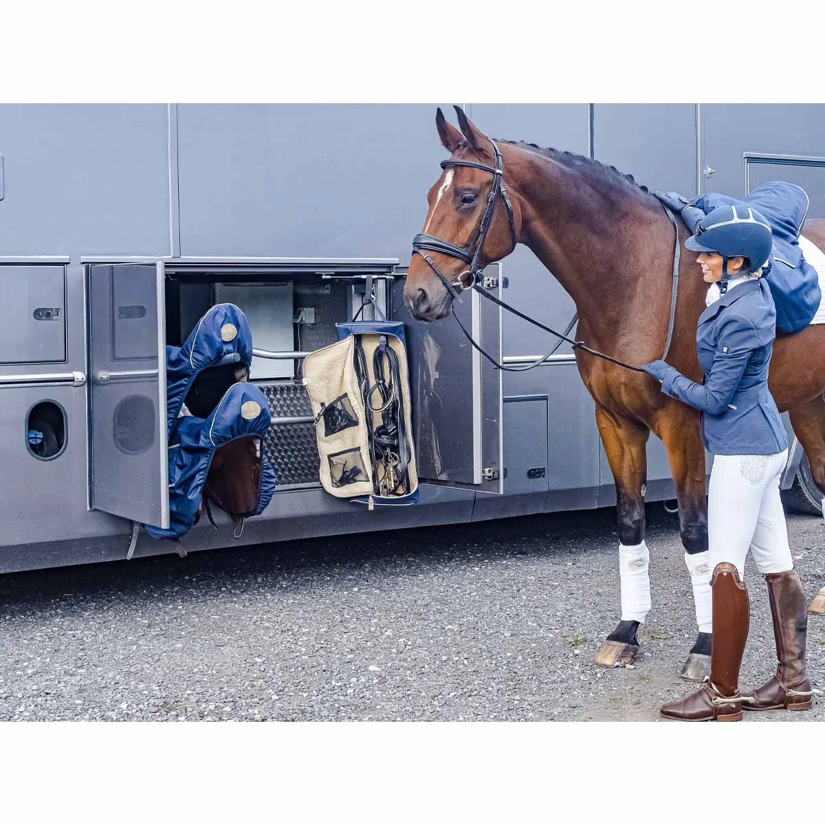 Finer Equine Dressage Saddle Cover Navy Blue 2 Finer Equine Dressage Saddle Cover Navy Blue - Image 2