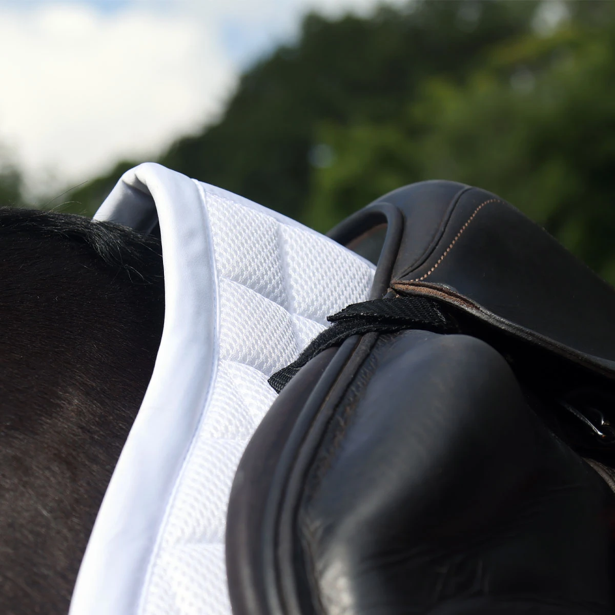 Protechmasta Infrared Airmesh GP / Jump Saddlecloth White 5 Protechmasta Infrared Airmesh GP / Jump Saddlecloth White - Image 5