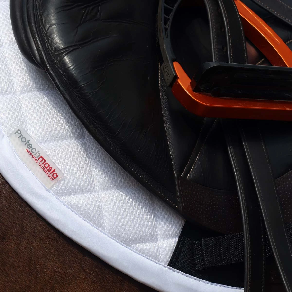Protechmasta Infrared Airmesh GP / Jump Saddlecloth White 2 Protechmasta Infrared Airmesh GP / Jump Saddlecloth White - Image 2