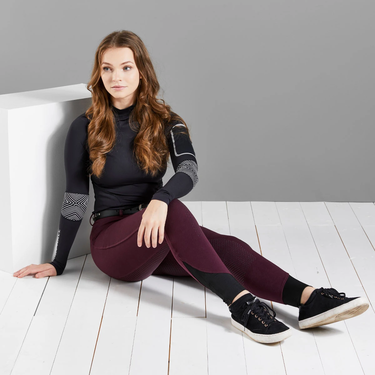 Harry Hall Farnell Full Grip Seat Breeches Plum 4 Harry Hall Farnell Full Grip Seat Breeches Plum - Image 4