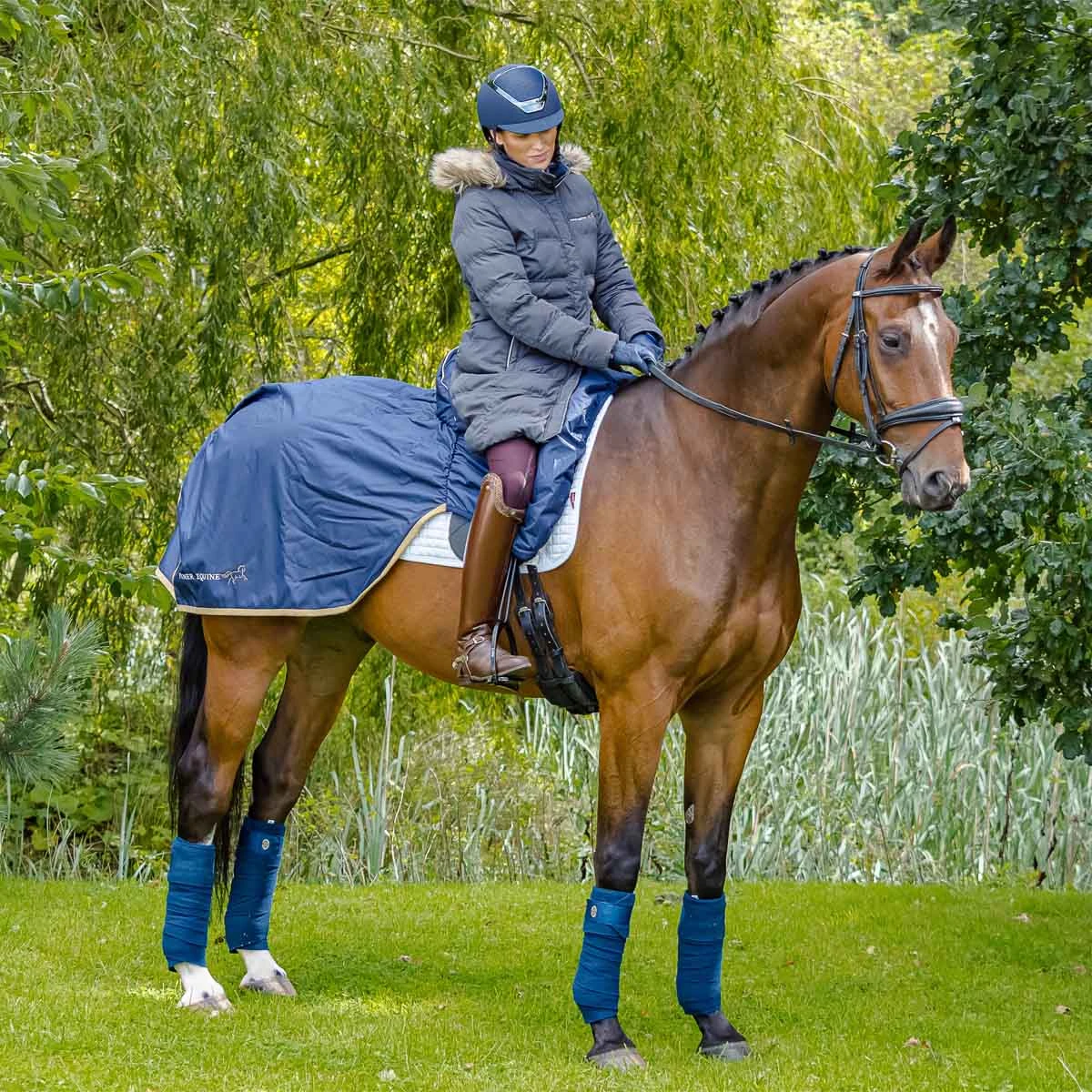 Winter Waterproof Ride On Exercise Sheet Navy Blue Medium 5 Winter Waterproof Ride On Exercise Sheet Navy Blue Medium - Image 5