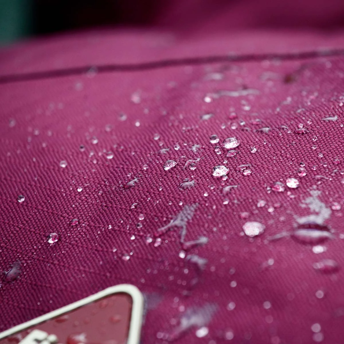 Fieldmasta 350g Heavyweight Combo Turnout Rug Burgundy 4 Fieldmasta 350g Heavyweight Combo Turnout Rug Burgundy - Image 4