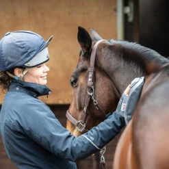 Equilibrium Hot Spot Massage Mitt 14 Equilibrium Hot Spot Massage Mitt -Saddle Store lifestyle 2 eqb10