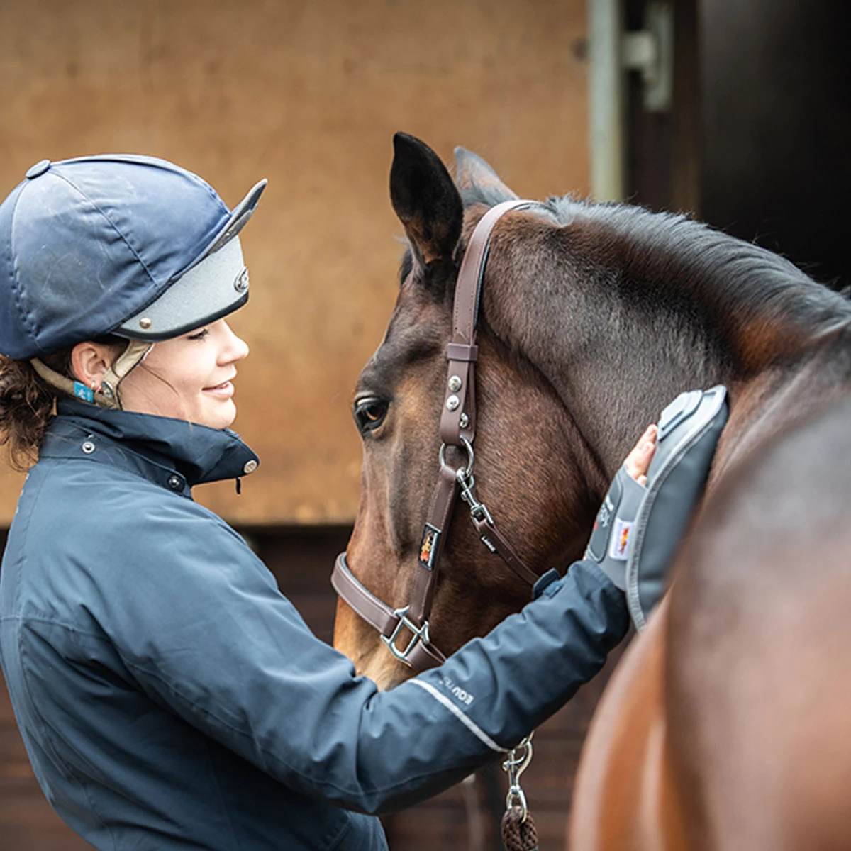 Equilibrium Hot Spot Massage Mitt 6 Equilibrium Hot Spot Massage Mitt - Image 6