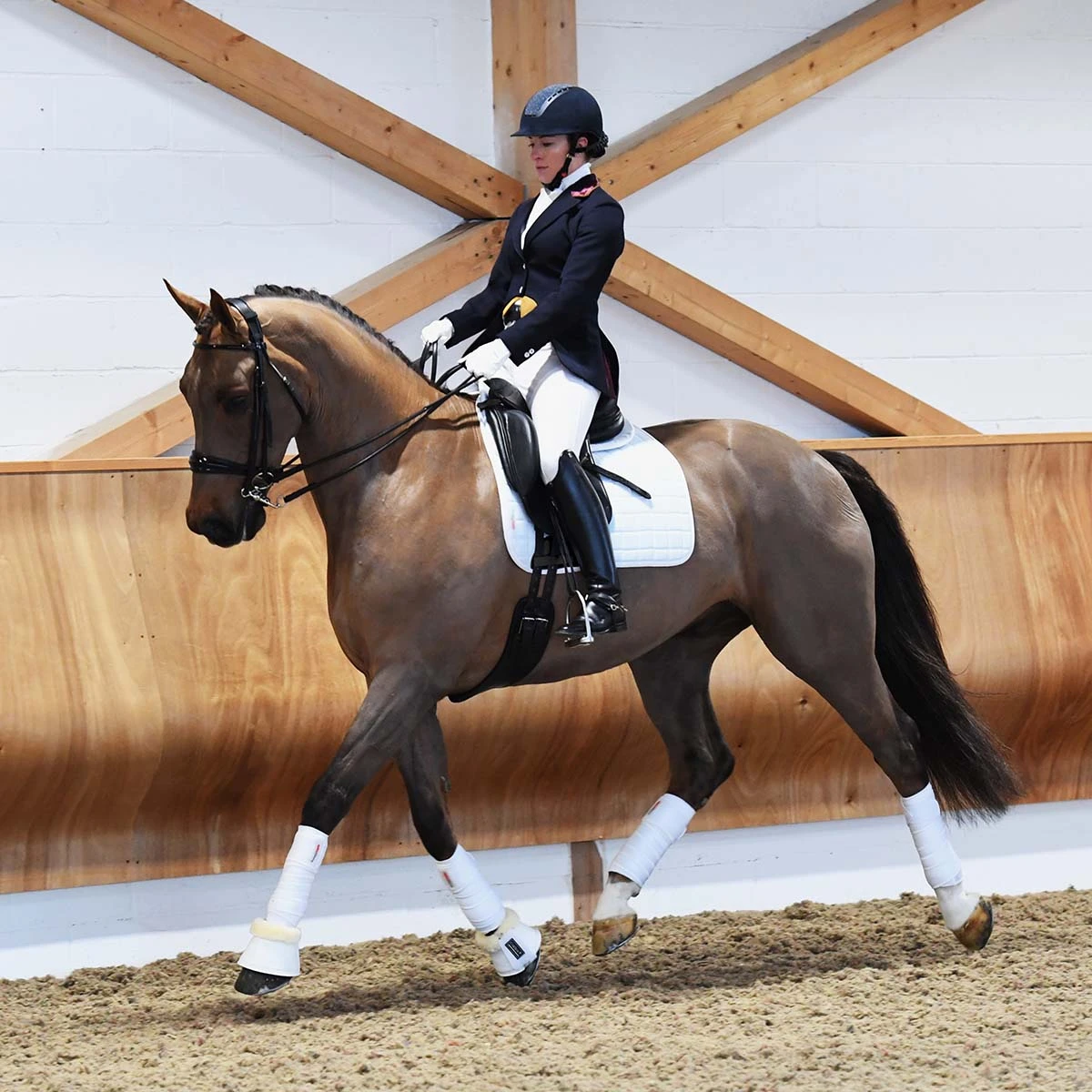 Protechmasta Infrared Airmesh Dressage Saddlecloth White 5 Protechmasta Infrared Airmesh Dressage Saddlecloth White - Image 5