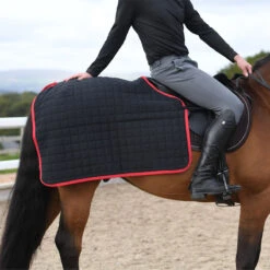 Protechmasta Infrared Quarter Rug -Saddle Store ma5868 right