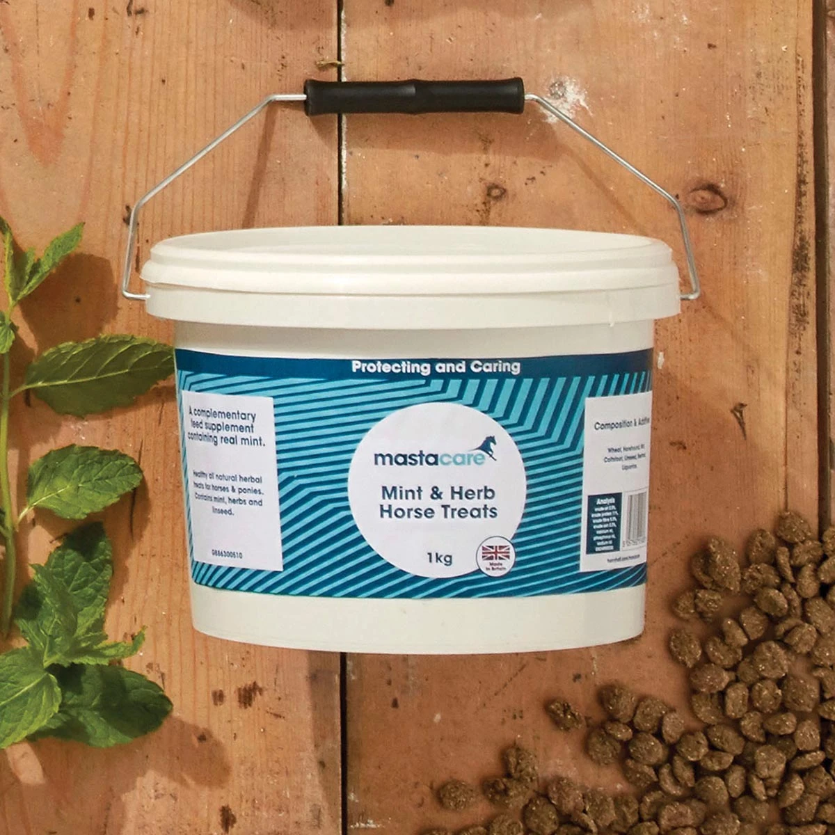 Mastacare Mint & Herb Horse Treats 1KG 3 Mastacare Mint & Herb Horse Treats 1KG - Image 3
