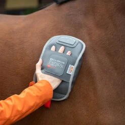 Equilibrium Hot Spot Massage Mitt